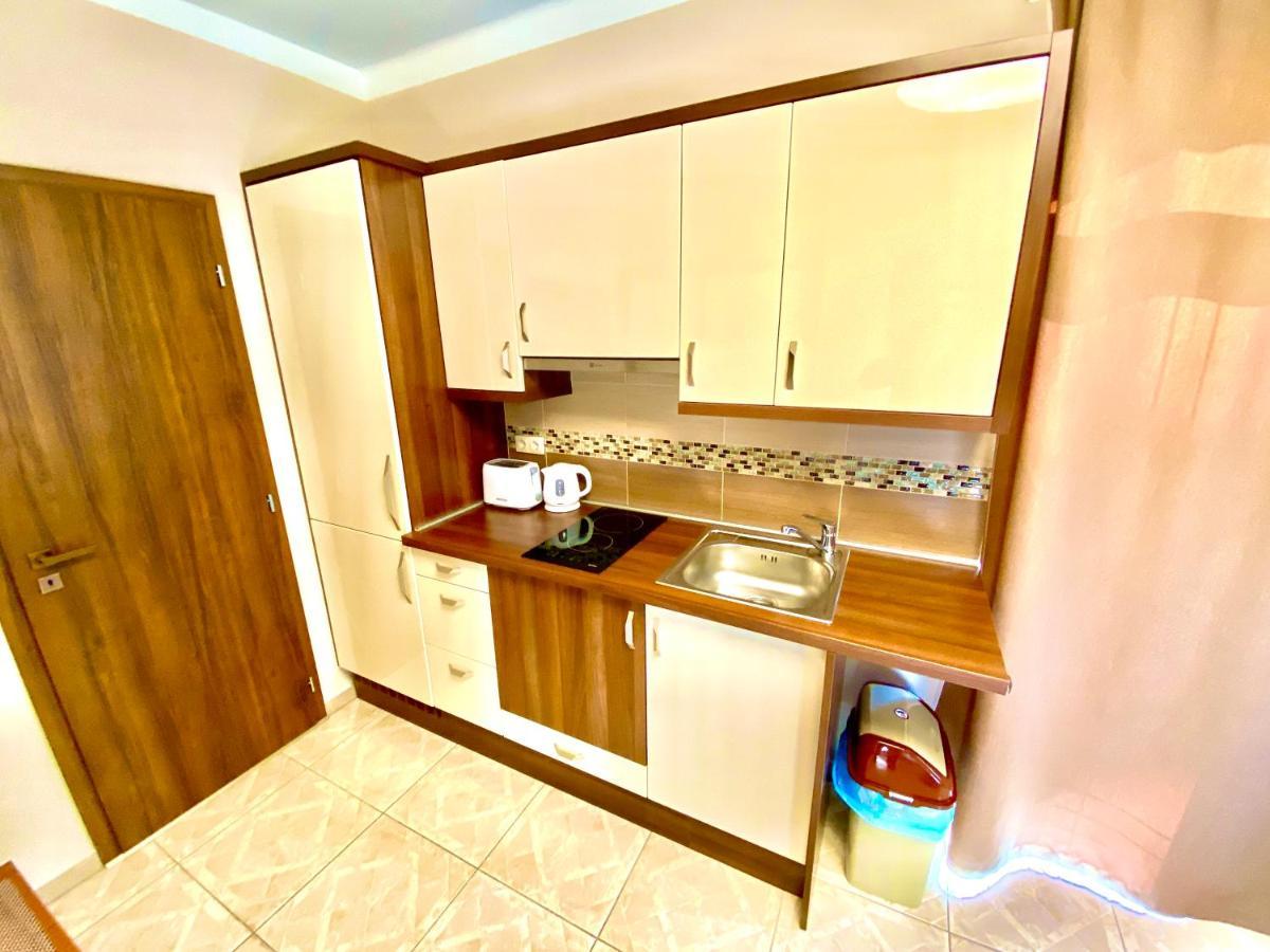 Unio Vendeghaz 1 Daire Siofok Dış mekan fotoğraf